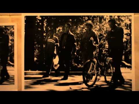 Видео: Печать фотографий в тёмной комнате