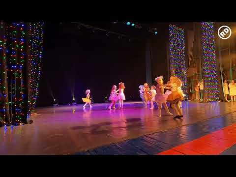 Видео: 12. Марш ёлочных игрушек - хореограф Левитан Виктория