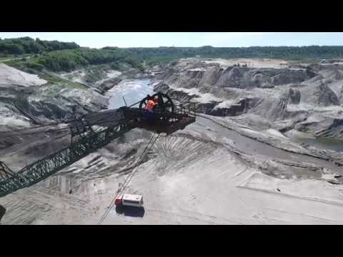 Видео: Янтарный карьер в калининградской области