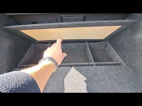 Видео: 3 в 1 Фальшпол для Шкода Рапид и VW Polo. Столик, спальник, органайзер