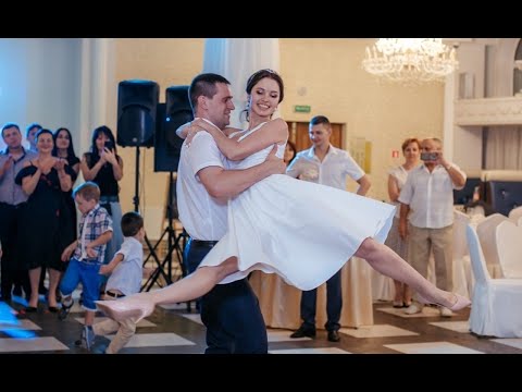 Видео: Шикарный свадебный танец "Грязные танцы" | Best Dirty Dancing Wedding Dance