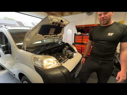 Видео: Как диагностировать и заменить свечи накаливания на двигателе 1.3HDI Peugeot Bipper (также Fiat и...