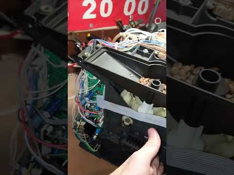 Видео: Обзор DeLonghi ESAM 5500