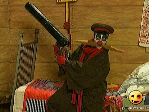 Видео: Деревня Дураков. Стрелок / Fool's Village Gunner