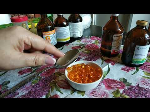 Видео: птица упала на ноги , что делать,чем лечить.