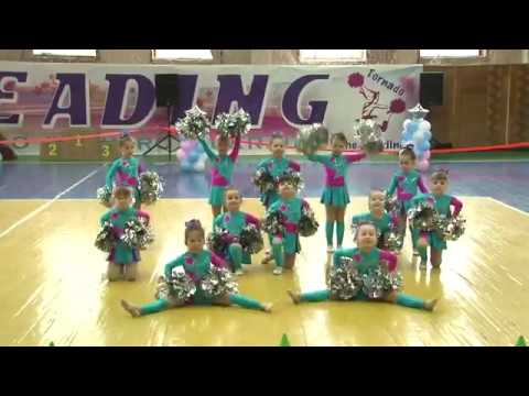 Видео: Черлидинг. Фристайл команда Candy малыши (3-5 лет) Днепр. Чемпионат по черлидингу СК Торнадо