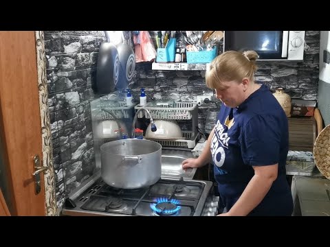 Видео: Купили цибулю на посадку, та ще дещо. Смажу парасольки. Консервую гриби. Кухня. 