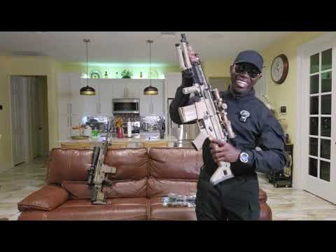 Видео: Моя коллекция винтовок 308 и бронежилет #лайк #поделиться #подписаться