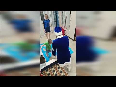 Видео: Дед Мороз и Снегурочка на ваш праздник.