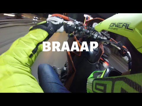 Видео: Нощно каране организирано от Софийски Мотористи 2017г. / SOFIA RIDERS