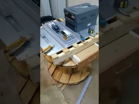 Видео: Сборка электрощита для механизма передвижения мостового крана.