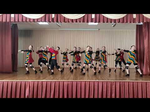 Видео: Токарева Г.М.  Ансамбль "Авангард" танец "Коляда" (10-12лет) Стилизованный народный танец.