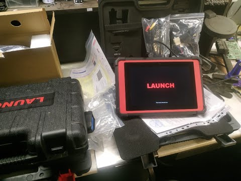 Видео: Обзор Launch X 431 PAD V / Меняем мозги эбу на Форд Фокус 2