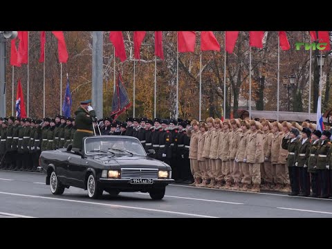 Видео: XV юбилейный Парад Памяти: масштабное событие на главной площади Самары