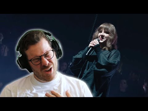 Видео: Реакция немца на Анастасия Садковская & Therr Maitz — Мимоходом (LAB Live) [Русские субтитры]