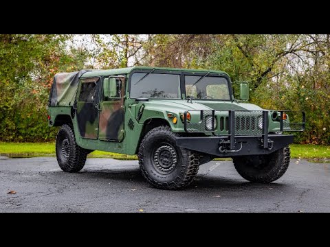 Видео: 1986 AM General HMMWV "Humvee" — обзор и обзор с камеры в формате 4K