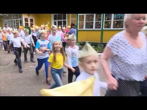 Видео: Первая  смена  в  лагере  "Луч"