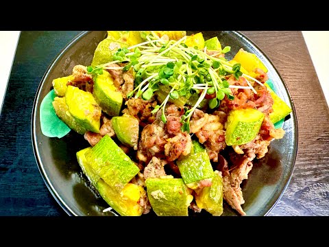 Видео: Запекаем утиное мясо с кабачком или цукини!Let's bake duck meat with zucchini or squash!