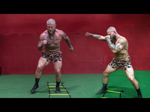 Видео: Попробуйте эти упражнения на развитие ловкости с помощью лестницы для ММА и бокса | Фил Дару