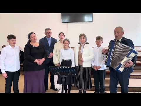 Видео: Перед нами життя зеленіюча  нива