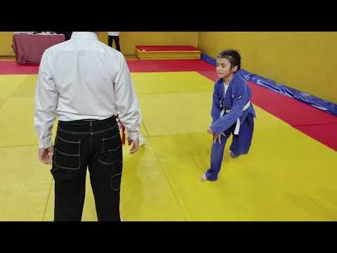Видео: Первые соревнования по дзюдо Ульяны