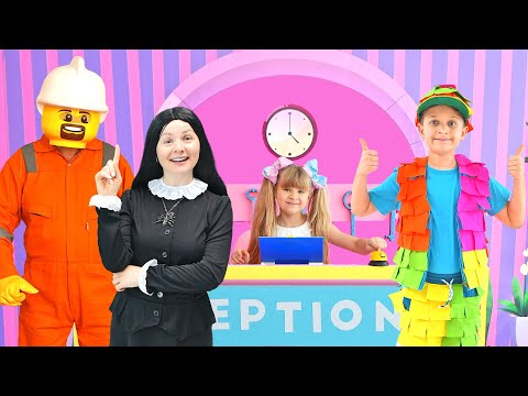 Видео: Весела готельна пригода Діани: Дитяча смішна історія