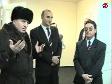Видео: «Не вижу, чтобы кто-то работал. Все прохлаждаются». Жириновский инспектирует штаб-квартиру. 90-е.