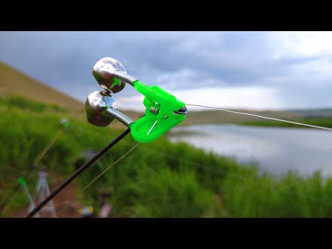 Видео: СХВАТИЛ В ПОСЛЕДНИЙ МОМЕНТ.РЫБАЛКА НА ДОНКИ.