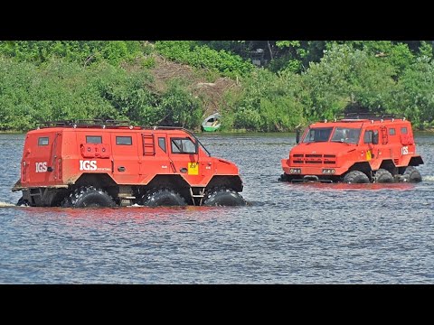 Видео: Русак К-6 заходит в реку. Проверка Русака водой