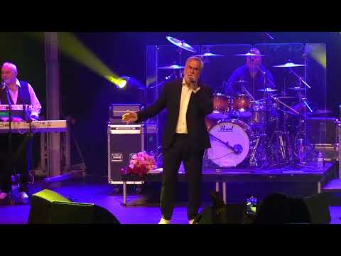 Видео: Валерий Меладзе - Как Ты Красива Сегодня LIVE in Miami (May 5th, 2024)