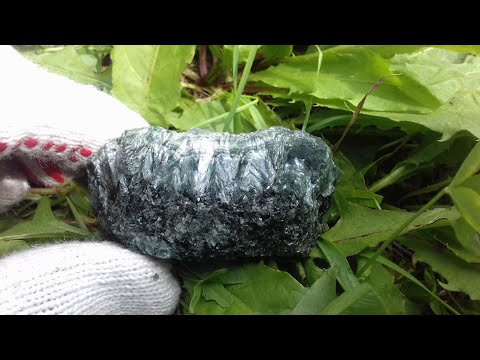 Видео: Магнетит, серафинит, титанит. Коршуновский карьер. 2022 год