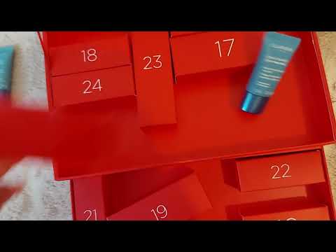 Видео: Clarins адвент календар 2025 🥰