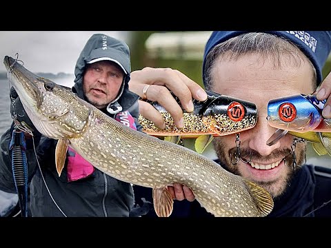 Видео: Серьезный настрой на ОГРОМНЫХ ЩУК! Начало тренировок в Казани. Экипаж Чуланов-Алексеев.