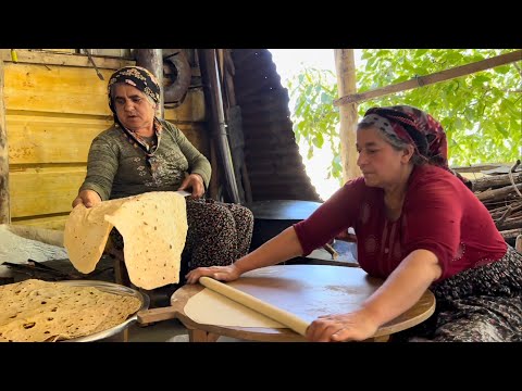 Видео: Изготовление нескоропортящегося хлеба и сыра / Природная деревенская жизнь