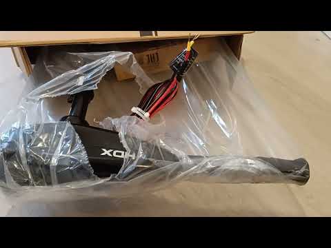 Видео: Электромотор для надувной лодки HDX 40 L на 12 в. с Озон. 0.6 л.с трёхлопостной винт Обзор