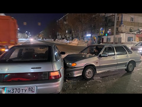 Видео: попал в ДТП на ВАЗ 2115