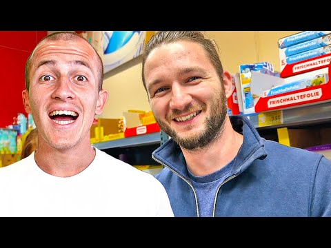 Видео: ПРАВИМ ГЛУПОСТИ В МАГАЗИН...