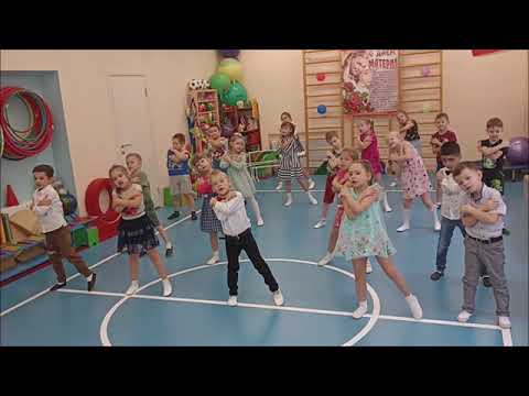 Видео: видео - поздравление флешмоб ко дню Матери, группа №5