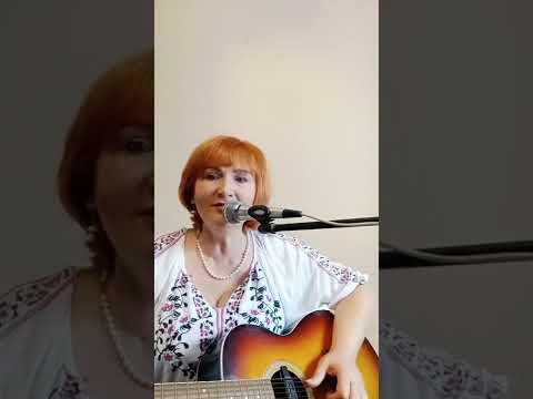 Видео: М. Ткач, О. Білаш " Сніг на зеленому листі". Співає Людмила Курченко.