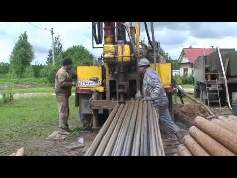 Видео: Бурение скважин на воду 159 мм