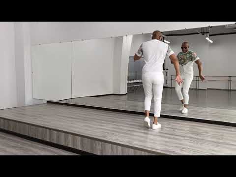 Видео: Невероятные footwork от  Алайна Линарес Монтес