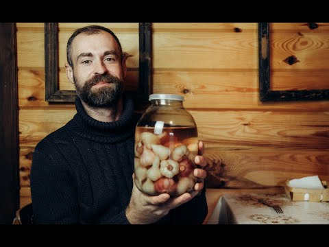 Видео: Вкусный моченый чеснок.