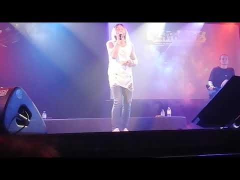 Видео: Караоке Камикадзе - Пётр Елфимов - На меньшее я не согласен (Николай Носков)