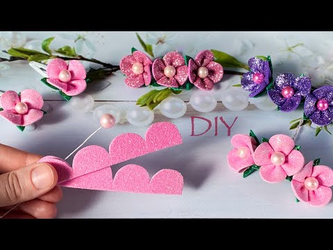 Видео: Цветы из глиттерного фоамирана за 5 минут Заколка Клик Клак DIY Glitter Foam Flower