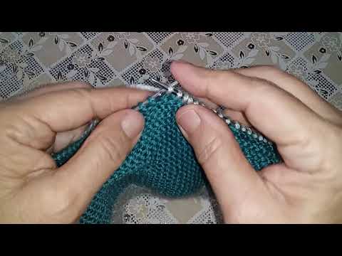 Видео: 5-8 ойлик болалар шапкасини спицада  тýķиш. Shapka to'qish. Вязание шапки для малышей