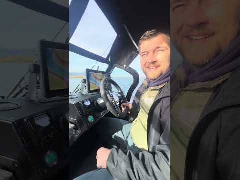 Видео: Что это за лодка? GirGis в деле!