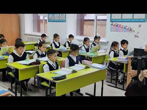 Видео: "Жас дәуірдің түлегіміз" Әні: И. Нүсіпбаев, сөзі: Е. Өтетілеуұлы