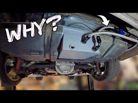 Видео: Вам нравятся баки с отстойником? | Установка 1000 л.с. на карбюраторный FOXBODY