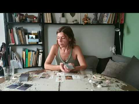 Видео: 🔥 Его отношение ко мне сейчас. Гадание таро онлайн