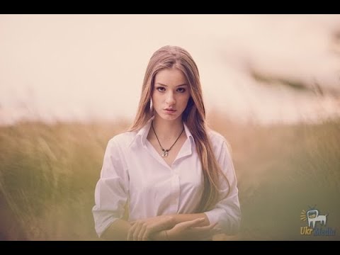 Видео: Они сказали, что у них “нет денег”, чтобы приехать на мою свадьбу — а потом я увидела их фотографии